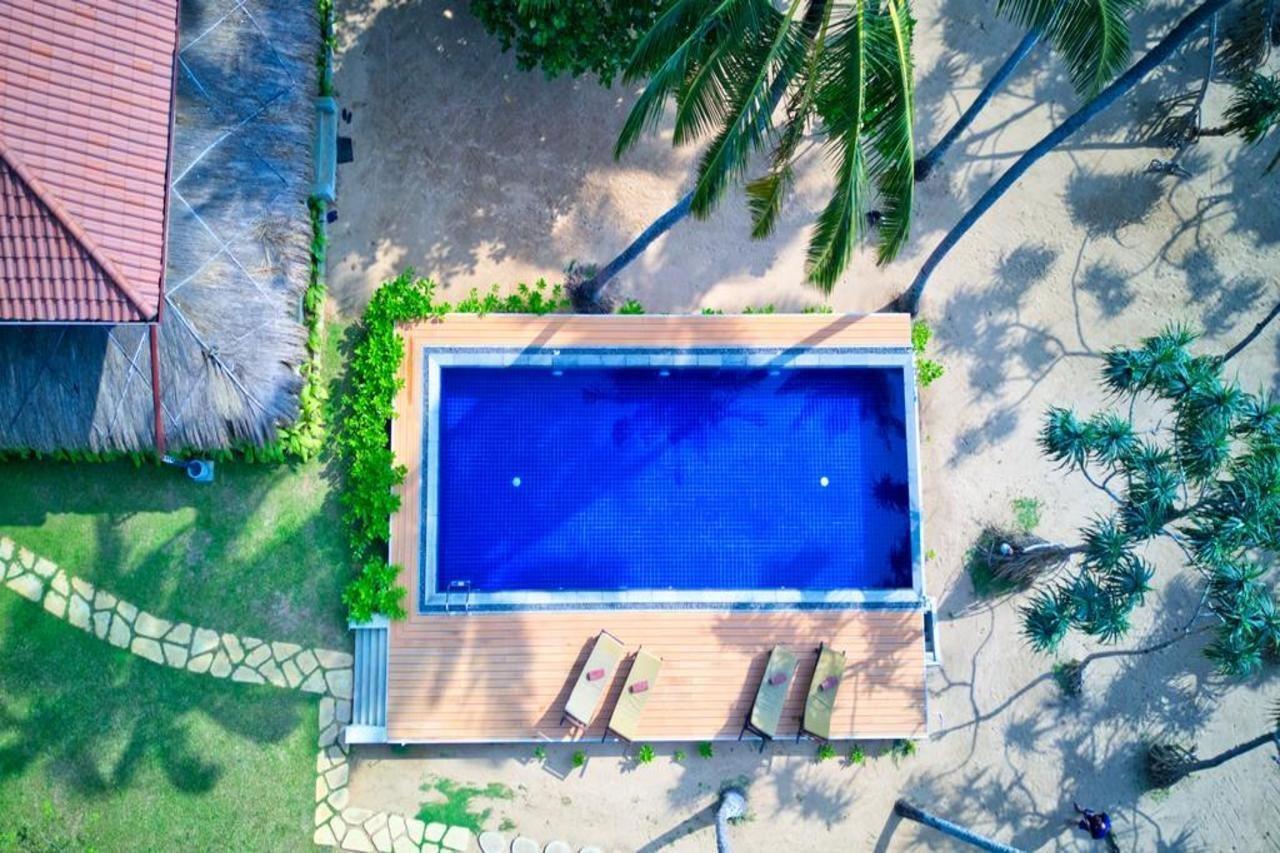 Sanjis The Seaside Cabanas แทนกาลเล ภายนอก รูปภาพ