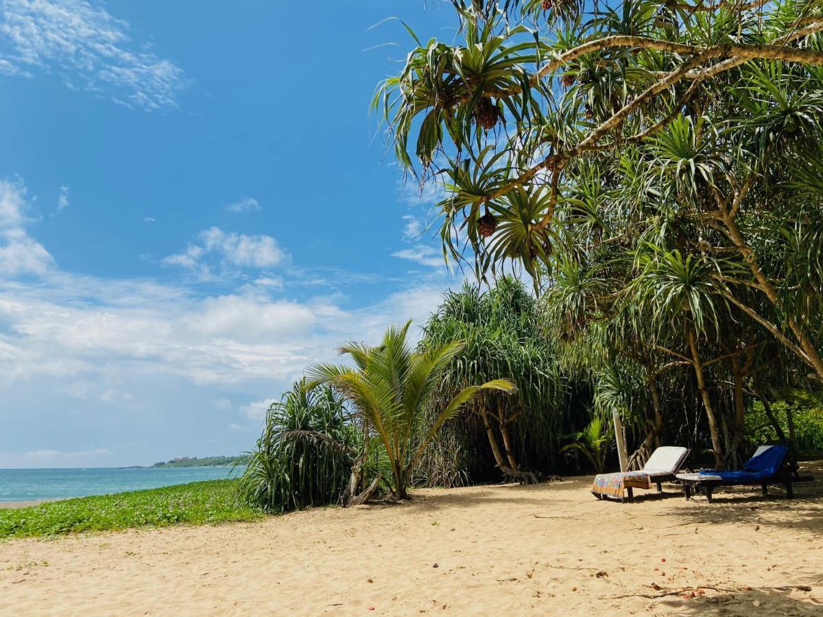 Sanjis The Seaside Cabanas แทนกาลเล ภายนอก รูปภาพ